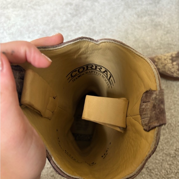 Corral women’s crater with bone embroidery western boots - snip toe - Picture 5 of 6